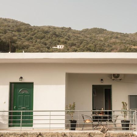 Square Apartment Kambanos المظهر الخارجي الصورة