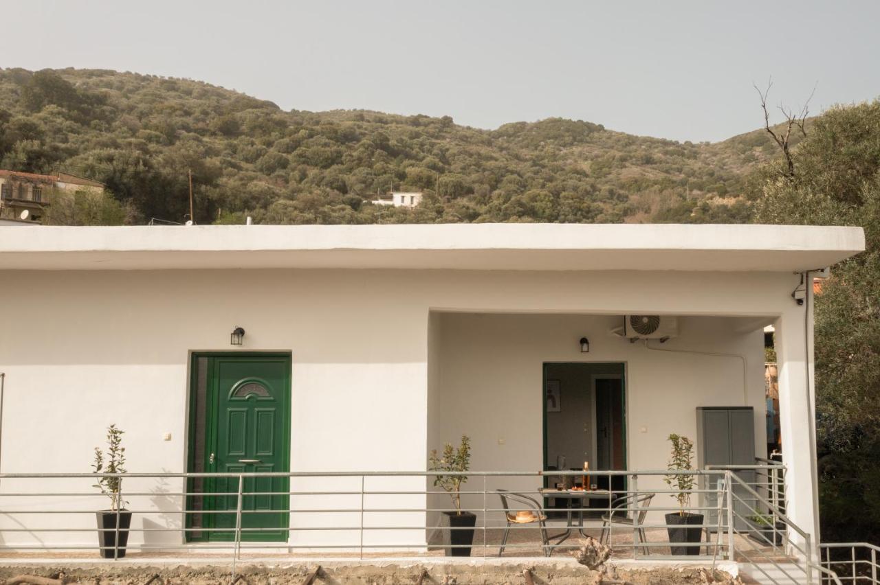 Square Apartment Kambanos المظهر الخارجي الصورة